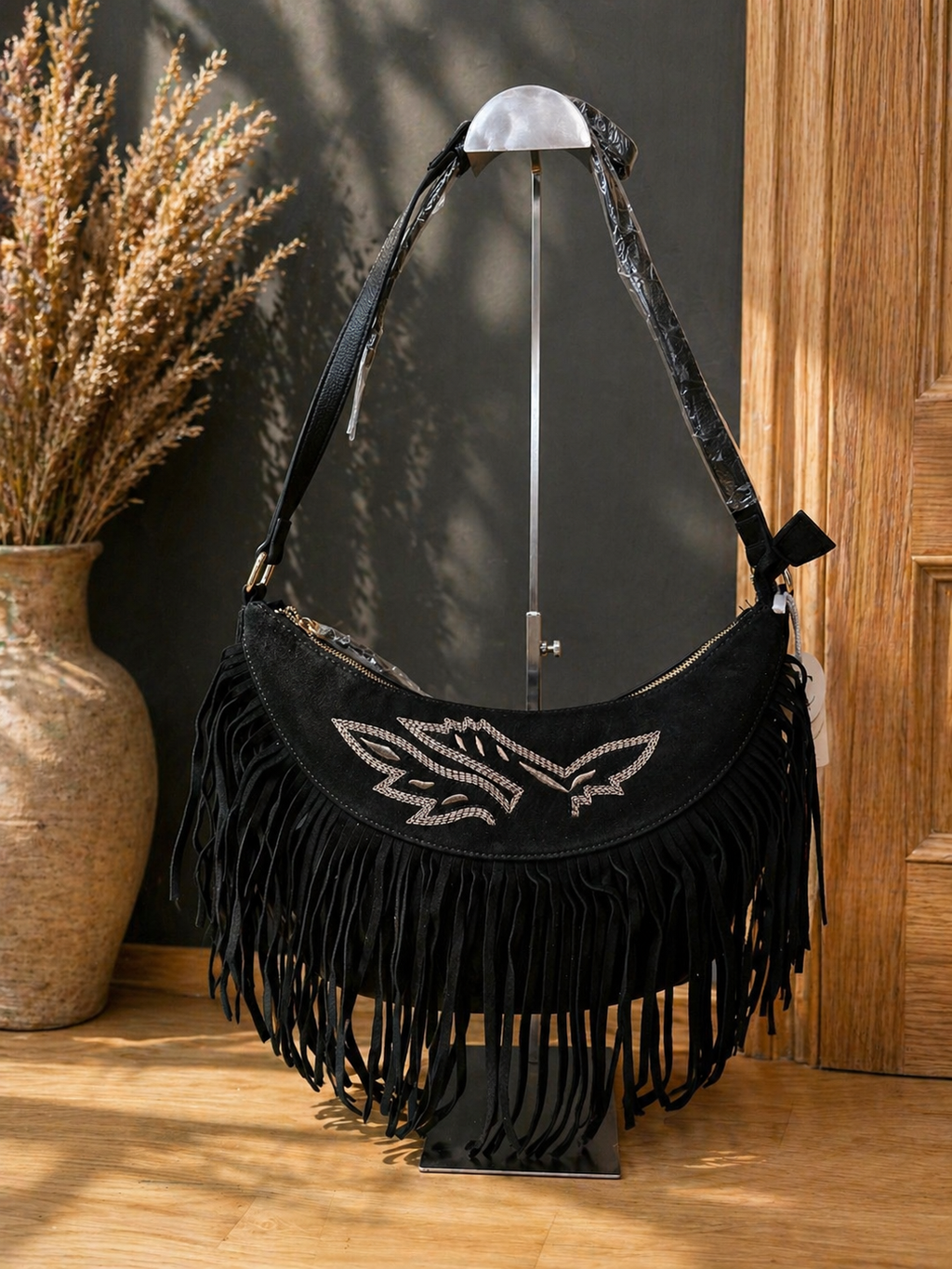 Casa Marbella Boho – Midnight Fringe Bag